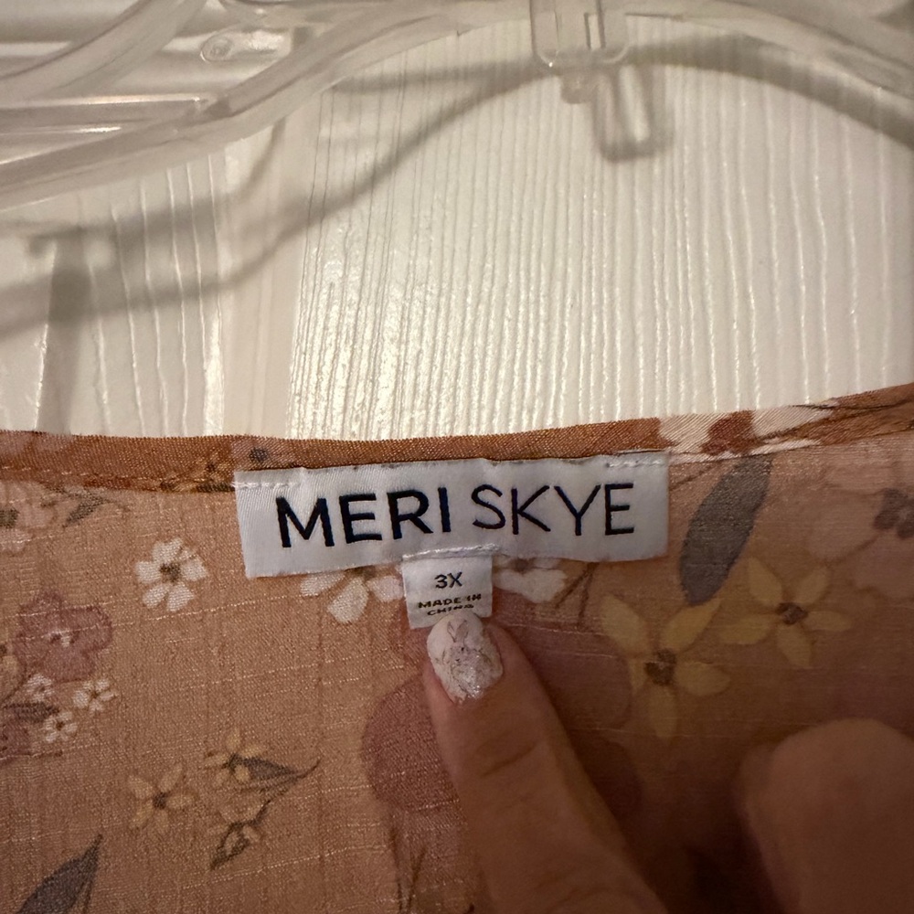 Floral Peasant Blouse in Rust - Picture 2 of 2